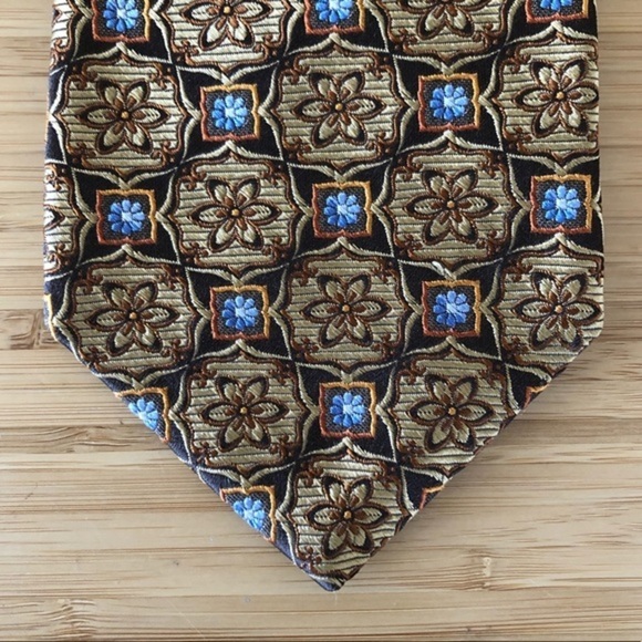 John W. Nordstrom Silk Tie In Minimal Earth Tones! - Picture 6 of 6